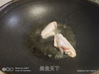 啤酒焖鸡中翅的做法步骤：3