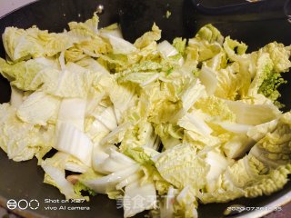 热狗炒白菜的做法步骤：4