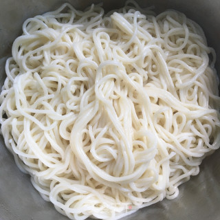 黄瓜丝麻酱凉面的做法步骤：5