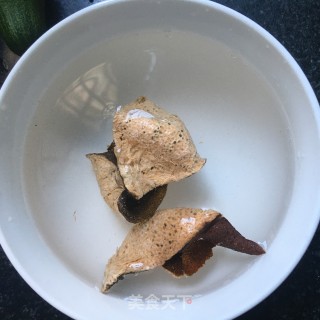 陈皮绿豆汤的做法步骤：2