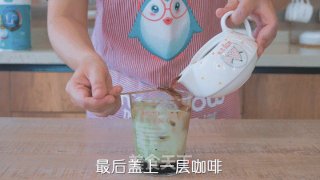 菌小宝的100种花式吃法之第20种|抹茶奶咖的做法步骤：3