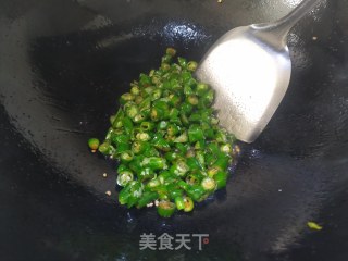 青椒炒鸡蛋的做法步骤：4