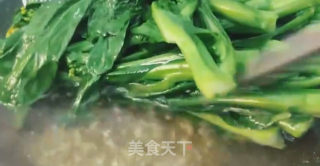 白灼菜心的做法步骤：2