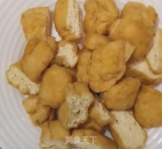 素炒油豆腐的做法步骤：1