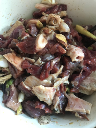 土豆炖牛腩的做法步骤：3