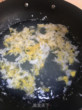 鸡蛋玉米饼羹的做法步骤：2