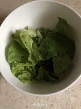 清汤生菜馄饨的做法步骤：2