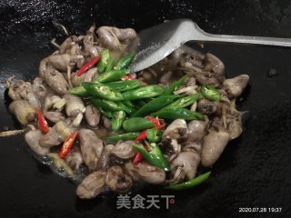 尖椒炒鸭心的做法步骤：6