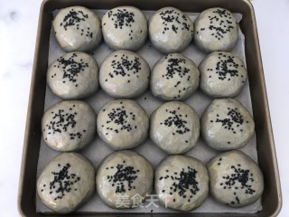 黑芝麻豆浆餐包的做法步骤：8