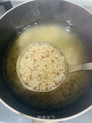 藜麦鸡蛋饼的做法步骤：2