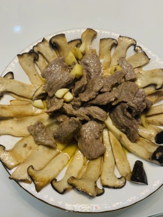 杏鲍菇牛肉的做法步骤：9