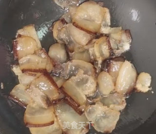 豆豉炒腊肉的做法步骤：3