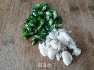 苦瓜炒肉丝的做法步骤：3