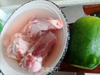 大骨棒冬瓜汤的做法步骤：1