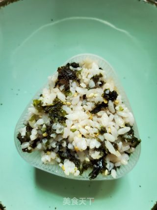 海苔饭团的做法步骤：4