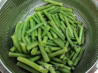 花生酱拌豆角的做法步骤：8