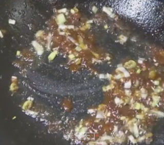 酱香豆芽的做法步骤：3
