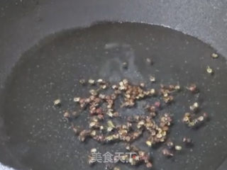 黄豆焖猪脚的做法步骤：4