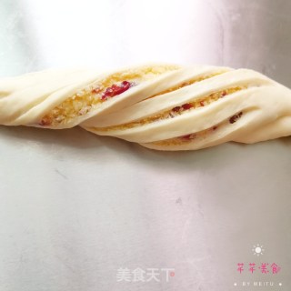 蔓越莓椰蓉面包的做法步骤：22