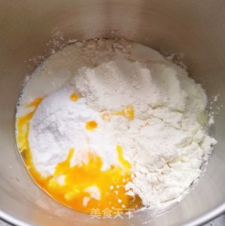 椰蓉面包的做法步骤：7