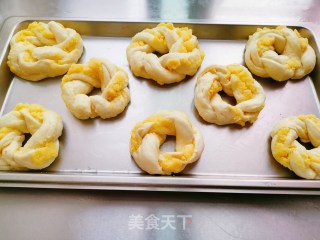 椰蓉面包的做法步骤：31