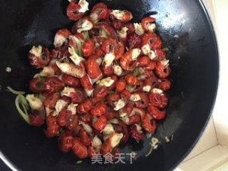 蒜蓉小龙虾的做法步骤：5