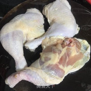 凉拌鸡丝的做法步骤：1