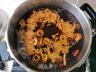 酸梅汤的做法步骤：2