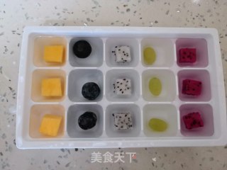 彩色水果冰块饮的做法步骤：3