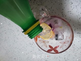 彩色水果冰块饮的做法步骤：6