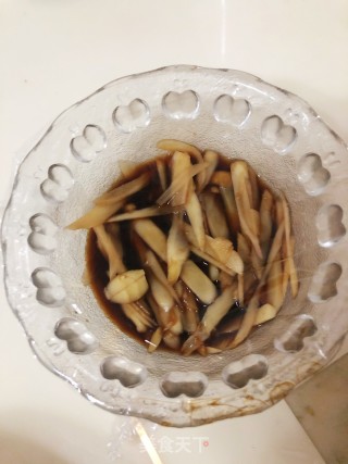 酱醋嫩姜的做法步骤：5