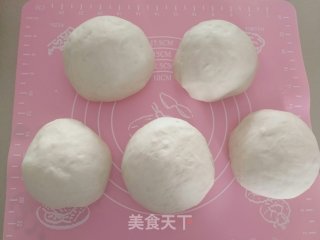 蒜蓉花朵面包的做法步骤：3