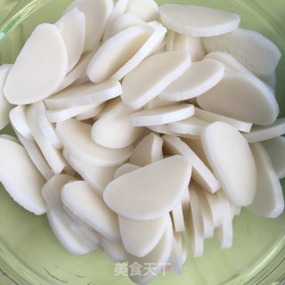 鸡蛋炒年糕的做法步骤：1