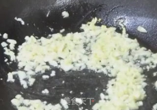 蒜香菠菜的做法步骤：3