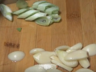 炒大虾的做法步骤：2