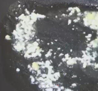 素炒西兰花的做法步骤：3