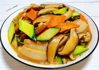 香菇炒五花肉#五花肉#的做法步骤：11