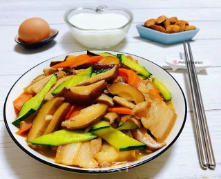 香菇炒五花肉#五花肉#的做法步骤：12