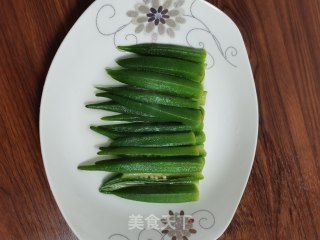 凉拌秋葵的做法步骤：3