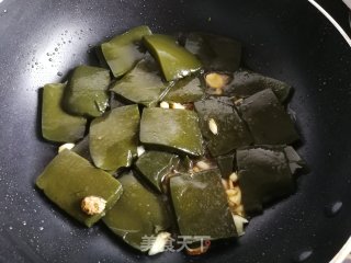 清凉柴叶豆腐的做法步骤：2