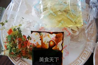 热汤面皮的做法步骤：2