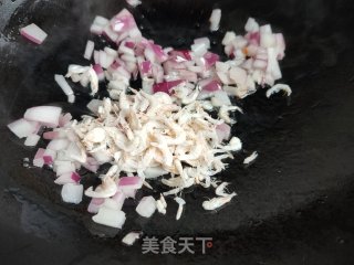 三丁炒米饭的做法步骤：5