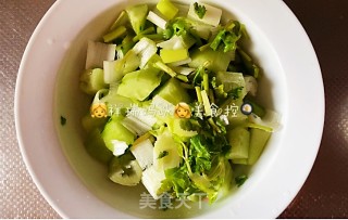 原创【????仙草味道????私房菜????】????苗先生的味道????豆瓣酱拌????️辣椒????️的做法步骤：2