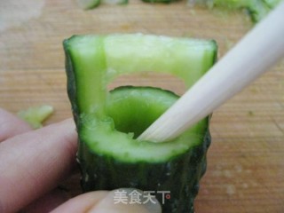 简单盘饰之黄瓜的做法步骤：8