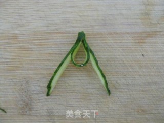 简单盘饰之黄瓜的做法步骤：21