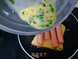 鸡蛋煎面包片的做法步骤：5