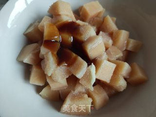 洋葱尖椒炒鸡丁的做法步骤：3