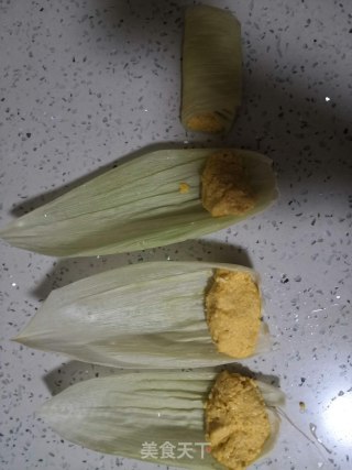 玉米饼的做法步骤：3