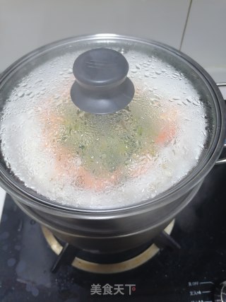 蒜蓉粉丝蒸虾的做法步骤：5