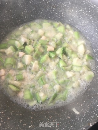 鲜贝鸡蛋丝瓜汤的做法步骤：10